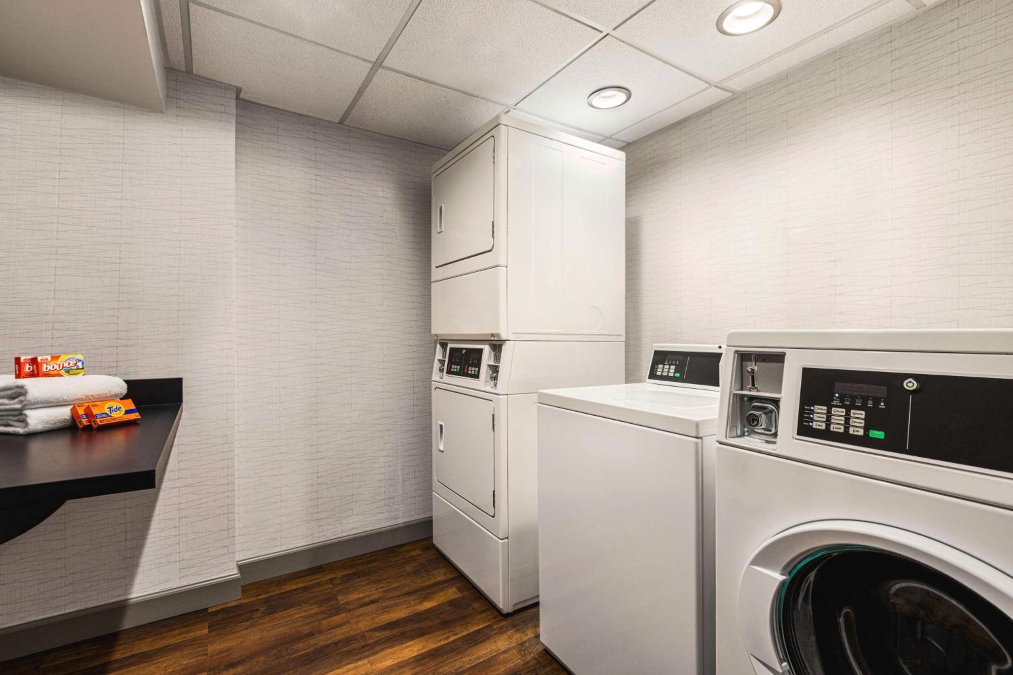 Spark By Hilton Germantown Washington Dc North Eksteriør billede